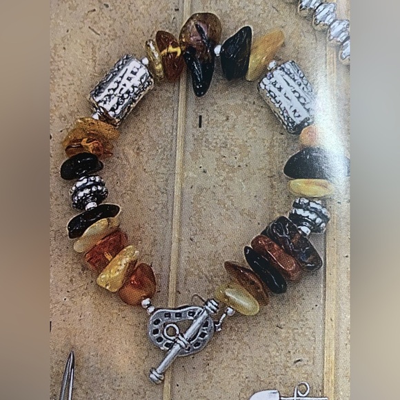 Silpada RARE HTF Sterling Silver & Honey Baltic Amber Chip Toggle Clasp Bracelet - Picture 16 of 16